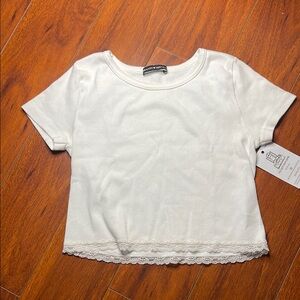 Brandy Melville White Crop Tee with Lace Edge | one size